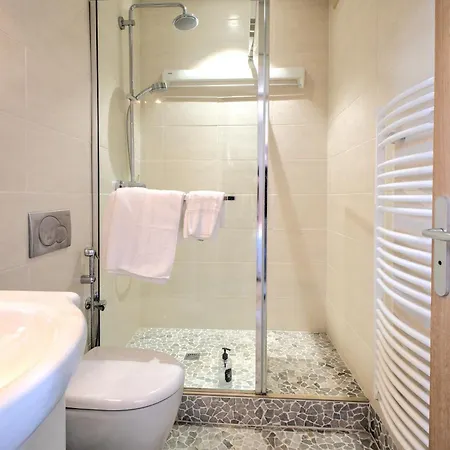Le Studio Zebre Apartman *